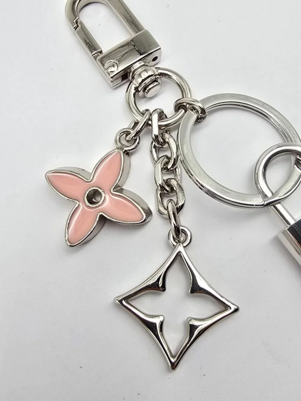 Authentic Louis Vuitton Padlock Silver🔒Key Set+ Unbranded Clover Keychain Charm